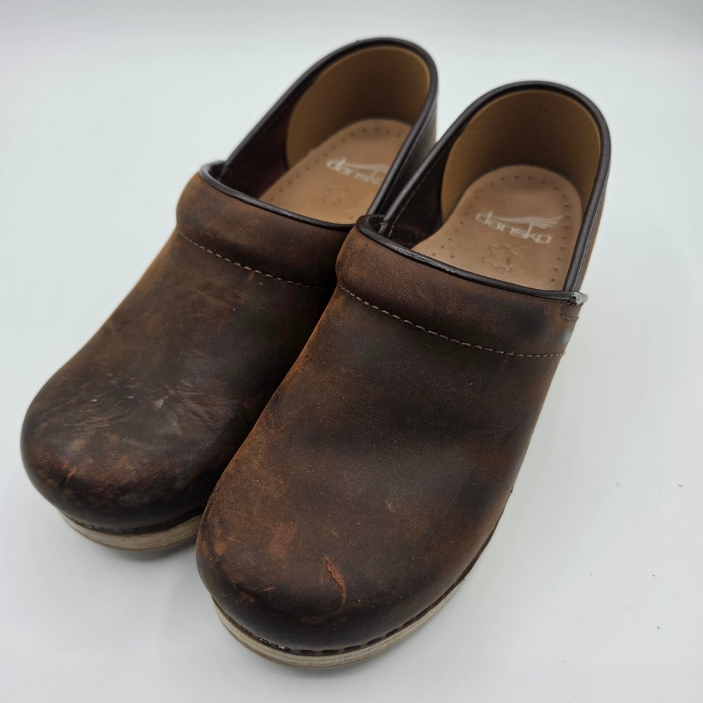 Dansko Professional Clogs Womens Size 6.5-7 Brown Distressed Leather Slip On